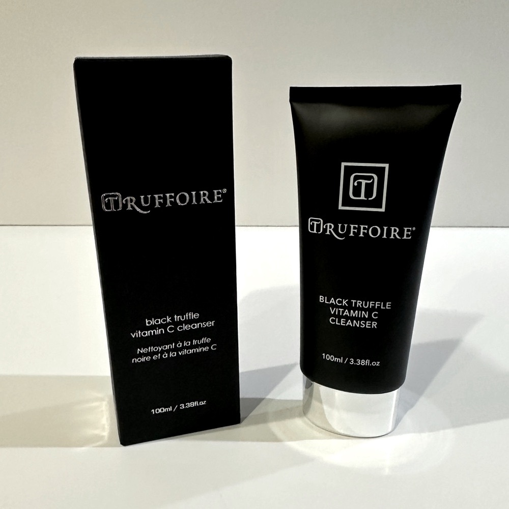 Black Truffle Vitamin C Cleanser
